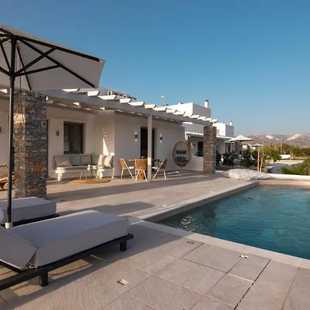 Isalos With Private Pool, Sleeps 4