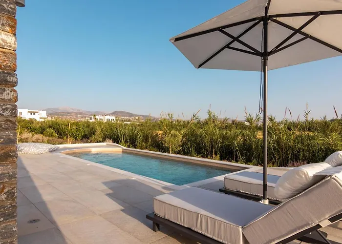 Isalos With Private Pool, Sleeps 4 Willa