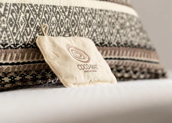 Isalos With Private Pool, Sleeps 4 Willa