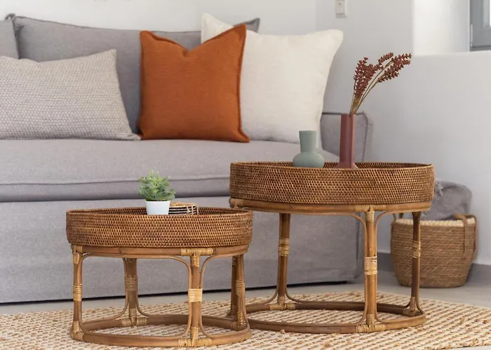 Willa Isalos With Private Pool, Sleeps 4