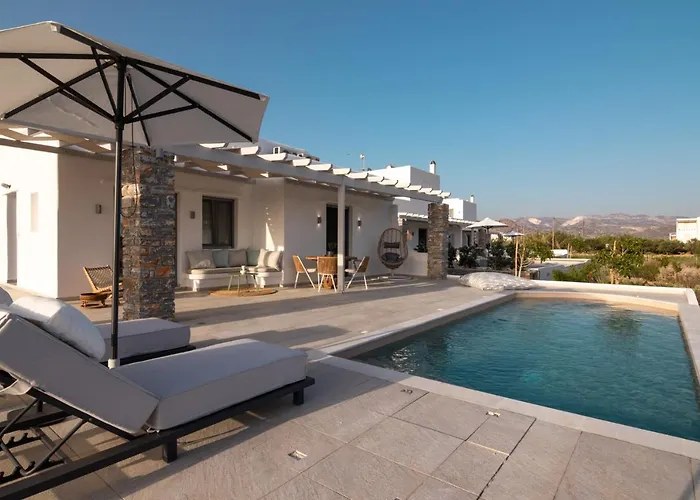 Isalos With Private Pool, Sleeps 4