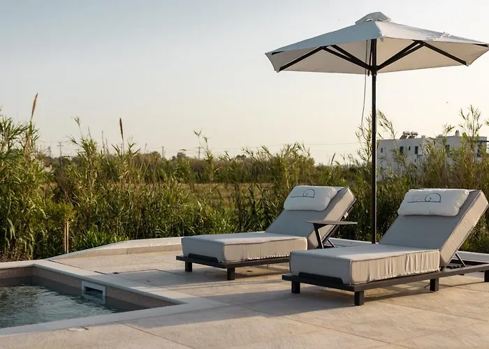 Isalos With Private Pool, Sleeps 4 Naxos City