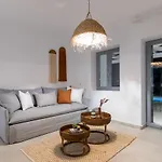 Isalos With Private Pool, Sleeps 4 וילה Naxos City