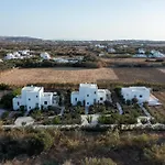Isalos With Private Pool, Sleeps 4 וילה