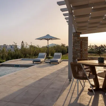 Isalos With Private Pool, Sleeps 4 Βίλα *