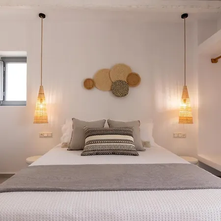 Isalos With Private Pool, Sleeps 4 Βίλα *