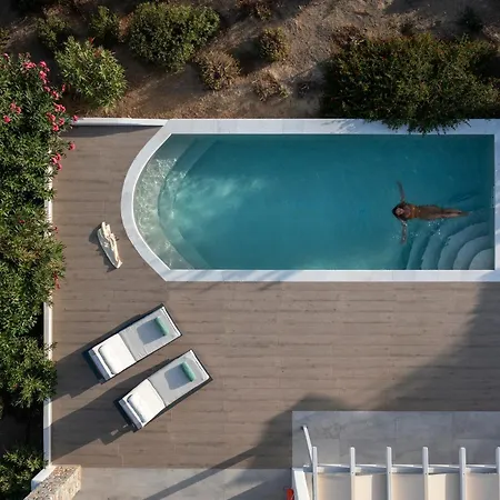 Villa Isalos With Private Pool, Sleeps 4