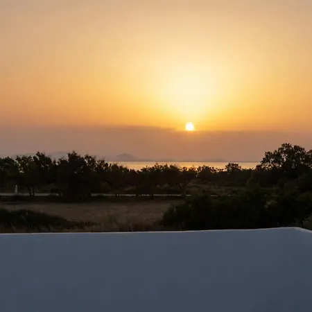 Isalos With Private Pool, Sleeps 4 Villa