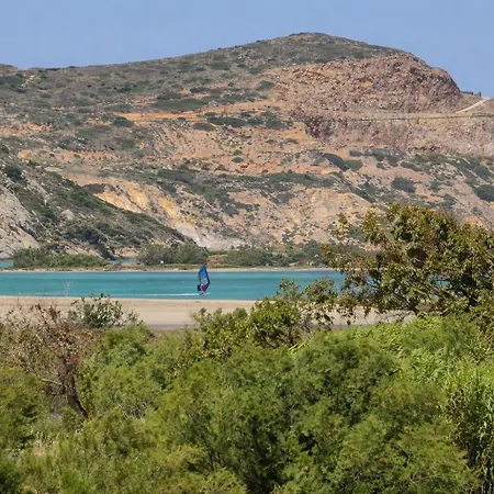 Villa Isalos With Private Pool, Sleeps 4 *