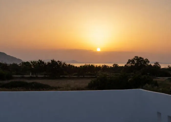 Isalos With Private Pool, Sleeps 4 Villa